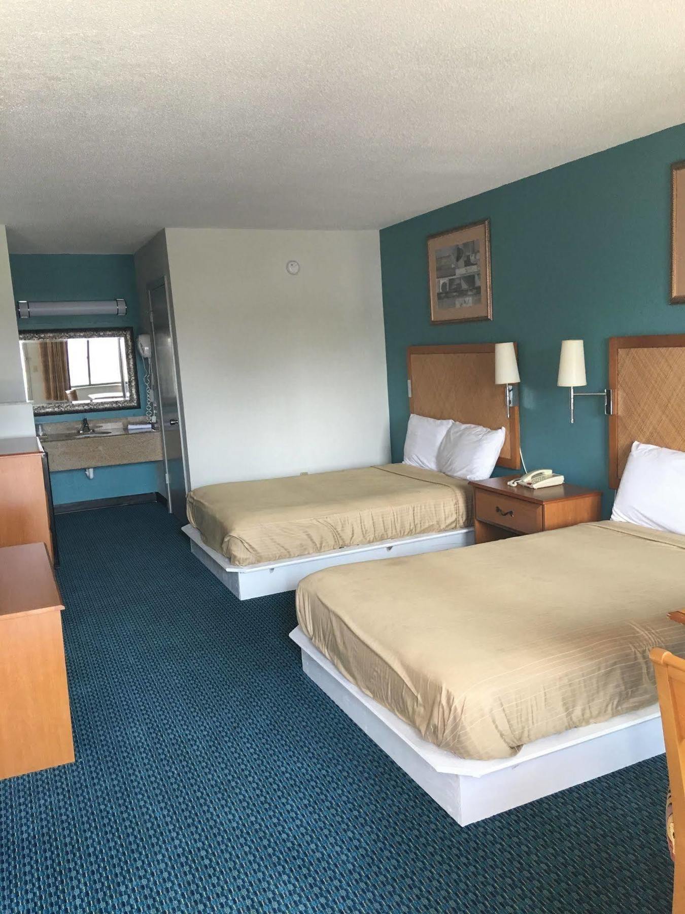 Executive Inn Ferry Pass Dış mekan fotoğraf
